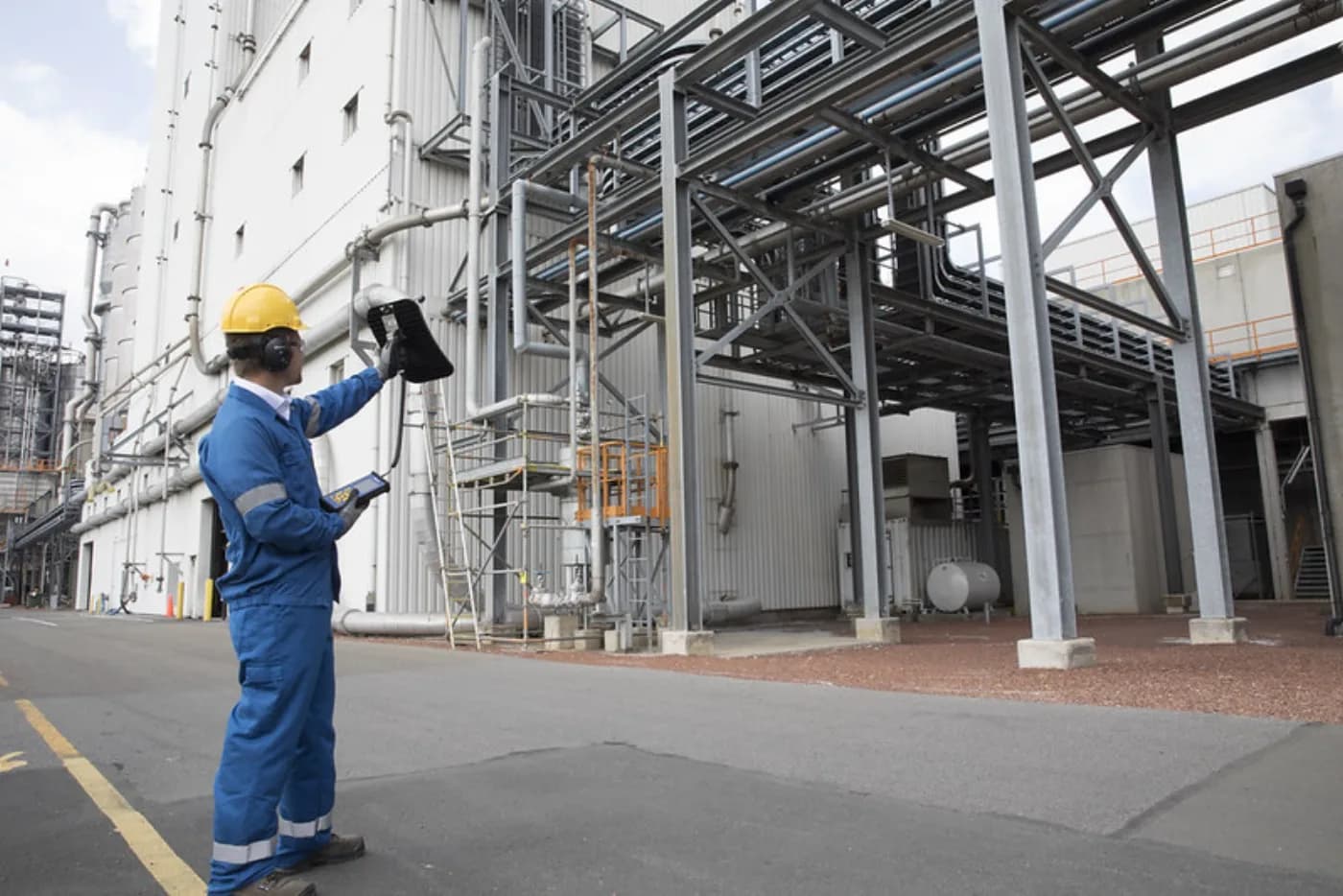 Fan and Induced Draft Fan Monitoring in Metallurgical Shops — Bently Nevada