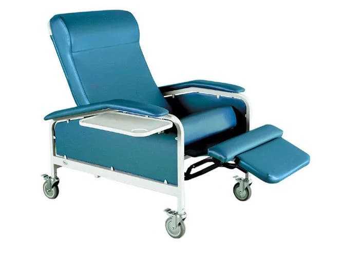 Injection / Resting Chair — кресло для инъекций / отдыха