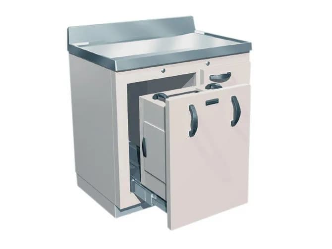Lead-Lined Generator and Storage Cabinet — экранированный шкаф с отсеком для генератора
